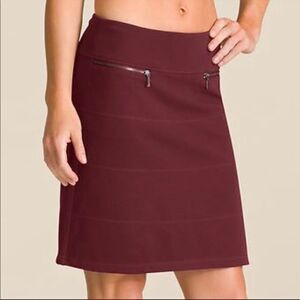 Athleta Strata Ponte Skirt